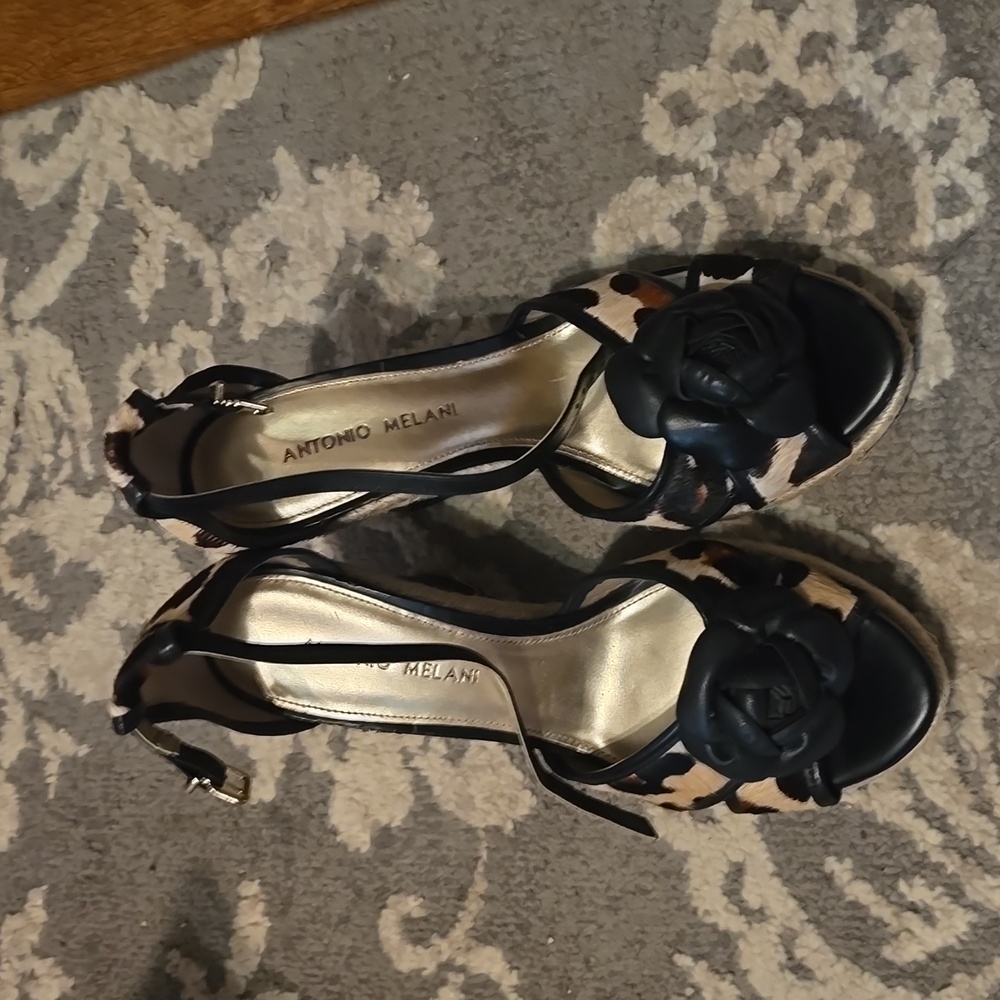 Antonio Melani Cheetah Wedges Size 8
